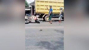 kecelakaan-maut-Jalan-A-Yani-Desa-Nusaindah-Kabupaten-Tanah-Laut-Tala-Kalsel-Senin-11092023.jpg