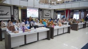 konselor-Lapangan-Kasus-PPA-di-Banjarmasin-saat-mengikuti-pelatihan-di-Balai-Kota.jpg