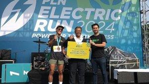 pengemudi-ojol-prasejahtera-dalam-ajang-PLN-Electric-Run-2024.jpg