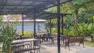 uasana-Outdoor-Kafe-Livy-di-Pusat-Kota-Barabai1.jpg