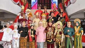upacara-Hari-Sumpah-Pemuda-ke-97-2025-yang-digelar-di-halaman-Balai-Kota-Banjarmasin.jpg