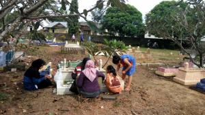 ziarah-kubur_20160605_095157.jpg