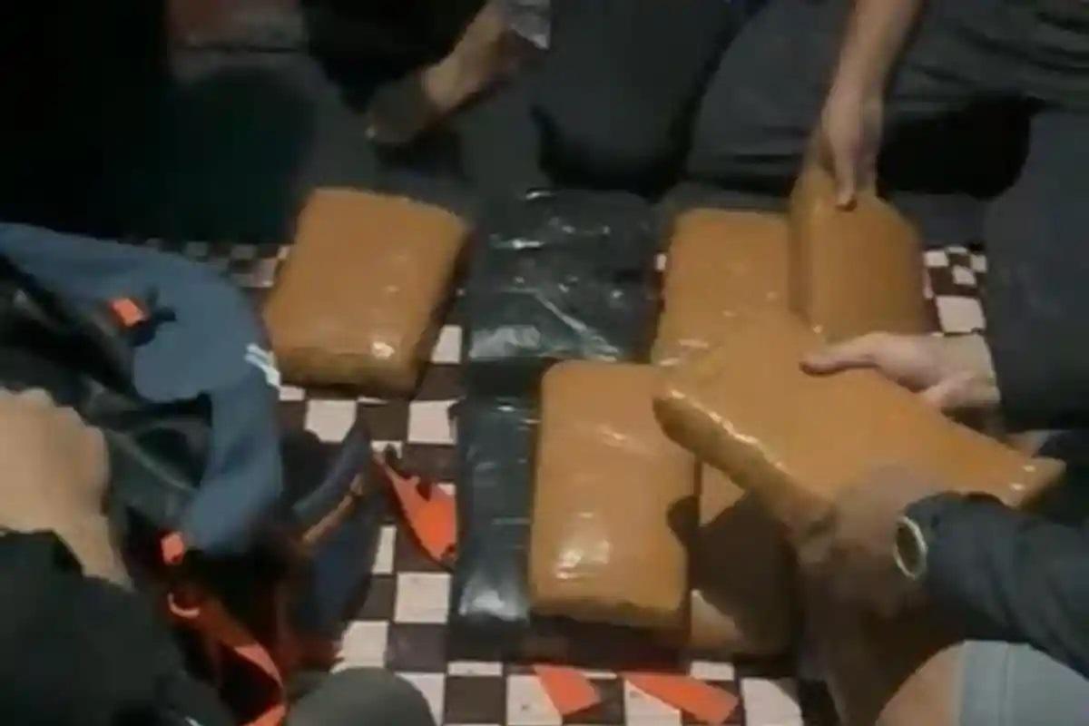10419-kilogram-ganja-diamankan-Satnarkoba-Polresta-Bandung.jpg