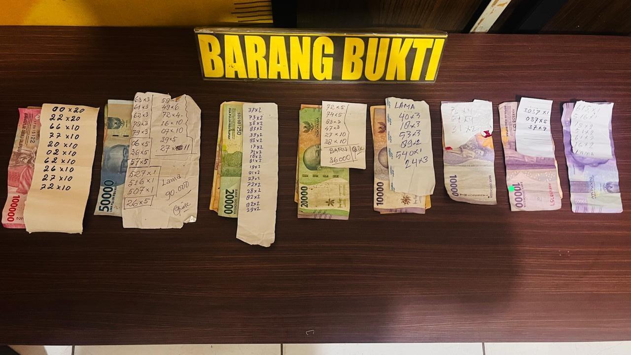 Barang-bukti-yang-diamankan-pihak-kepolisian.jpg