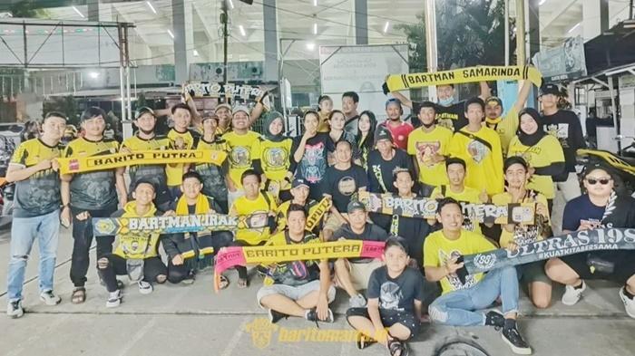Bartman-dukung-Barito-Putera-lawan-Persija-Jakarta-di-Grup-B-Piala-Presiden-2022-Sabtu-18062022.jpg