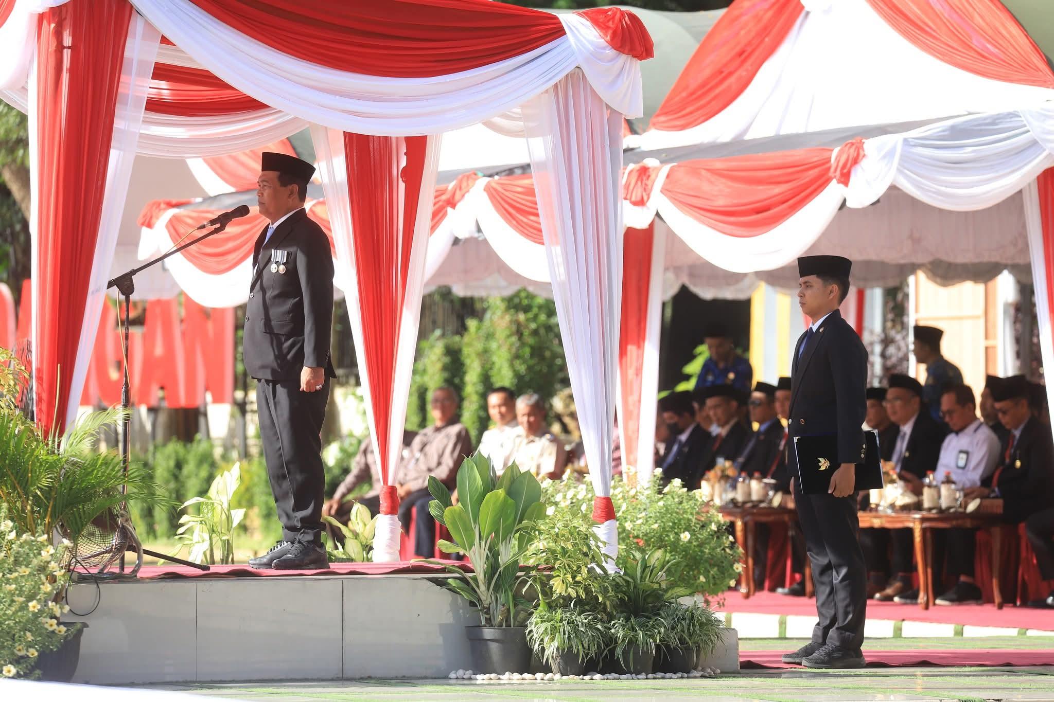Pemkab HSS Gelar Peringatan Hardiknas dan Hari Buruh 2026