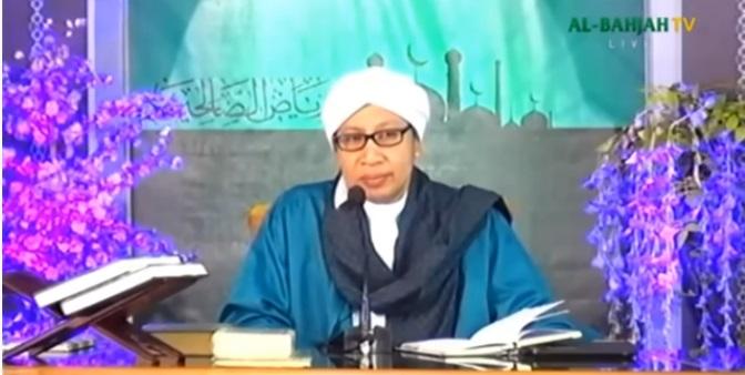 Buya-Yahya-jelaskan-tentang-hukum-memotong-kuku-dan-rambut.jpg
