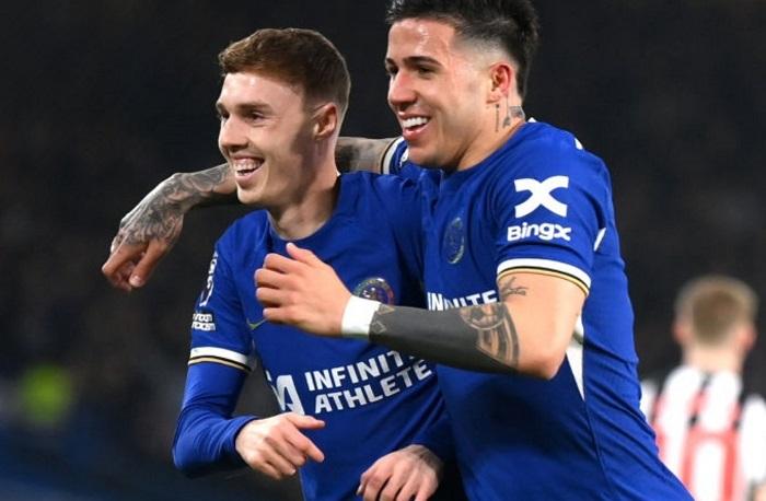 Cole-Palmer-penampilan-luar-biasa-Chelsea-menang-3-2-melawan-Newcastle-United.jpg