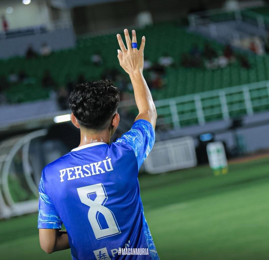 Dave-Mustaine-Persiku-Kudus.jpg