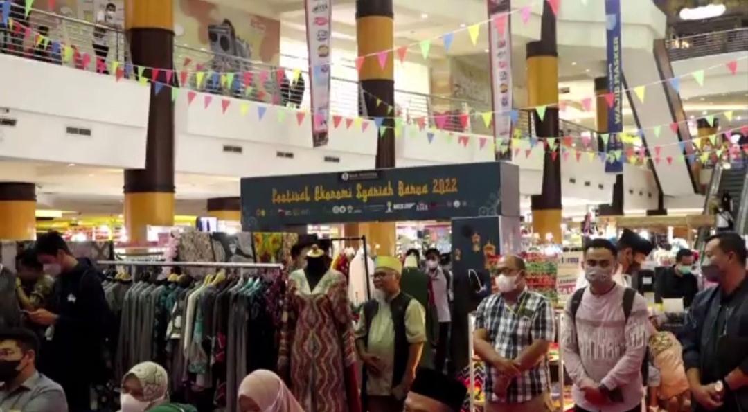 Festival-Ekonomi-Syariah-Banua-2022-yang-diselenggarakan-hybrid-pada-Sabtu-272022.jpg