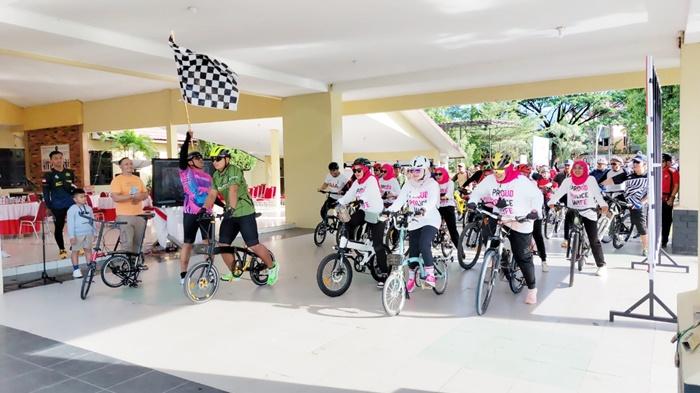 Keseruan Fun Bike di Kabupaten Tanah Bumbu Memeriahkan HUT ke-76 Bhayangkara