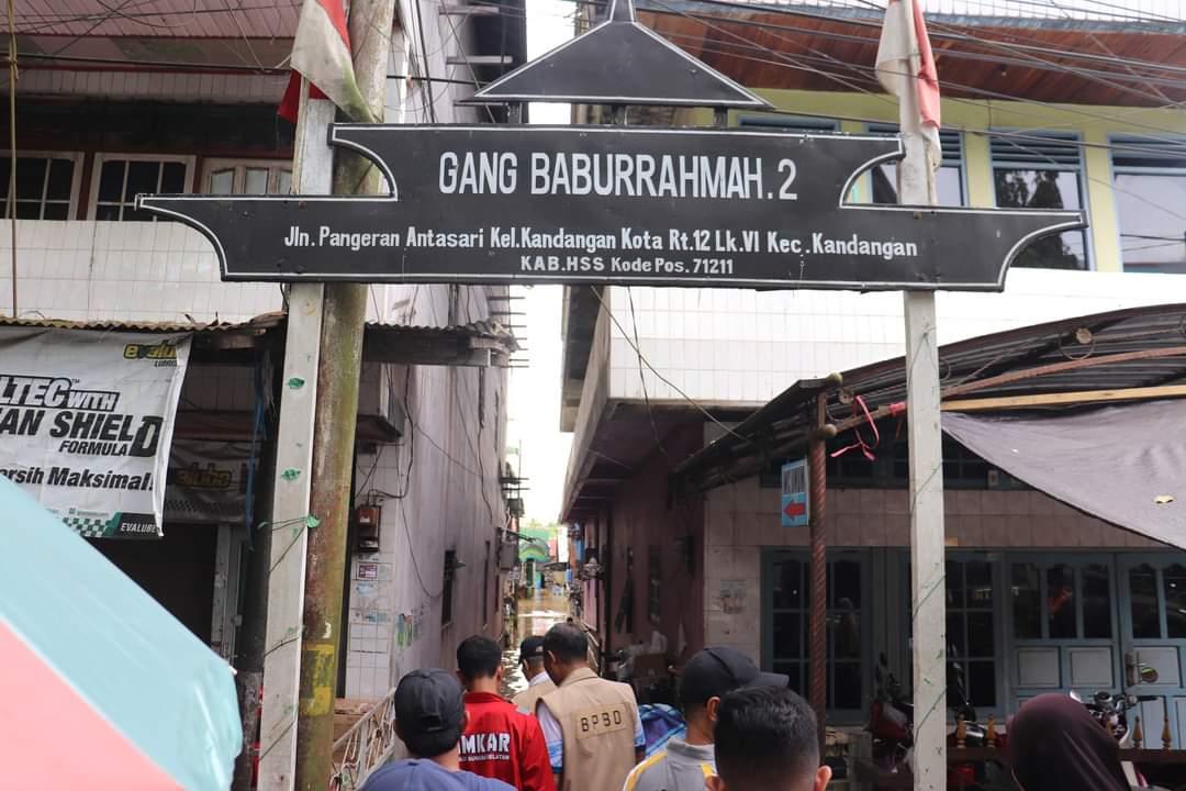 Gang-Baburrahmah-2-Jalan-Antasari-HSS-satu-kawasan-terdampak-banjir.jpg