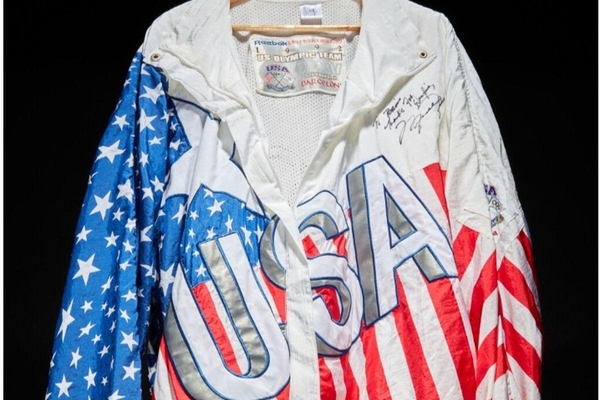 Penampakan Jaket Michael Jordan Saat Olimpiade Barcelona, Akan Dilelang Ditaksir Laku Puluhan Miliar