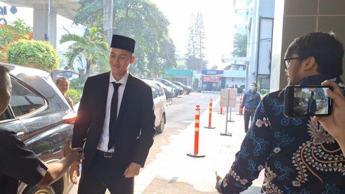 Jay-Idzes-saat-tiba-di-Kantor-Wilayah-Kemenkumham-DKI-Jakarta.jpg