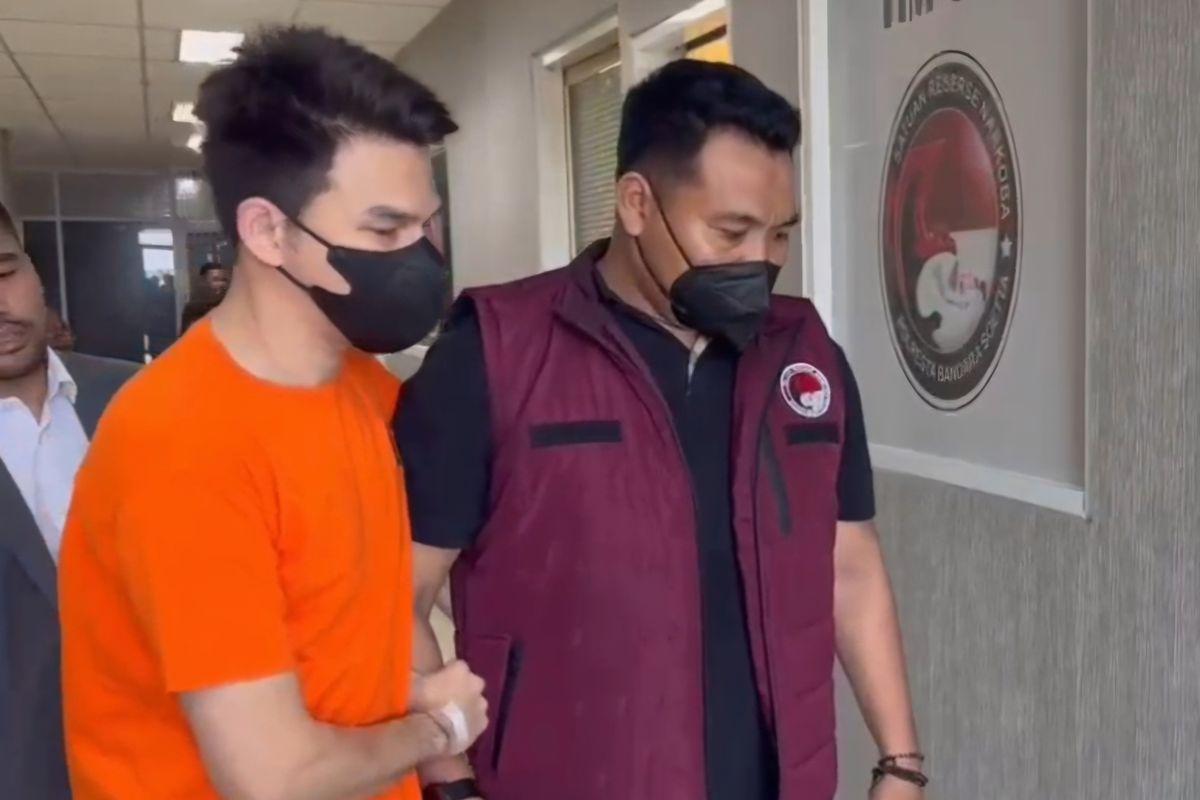 Jonathan-Frizzy-tersandung-kasus-sindikat-peredaran-cartridge-vape-berisi-etomidate.jpg