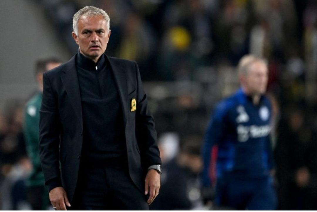 Jose-Mourinho-saat-melawan-tim-Manchester-United-di-Liga-Europa.jpg