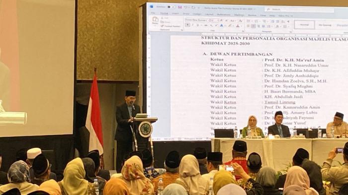 KH-Anwar-Iskandar-kembali-dipilih-menjadi-Ketua-Umum-MUI.jpg