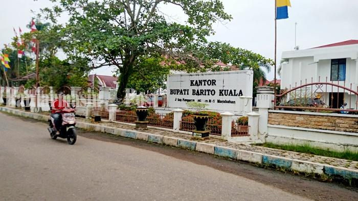 KalselPedia-Kantor-Bupati-di-dekat-Siring-Ulek-di-Kota-Marabahan-batola-Rabu-11012023.jpg