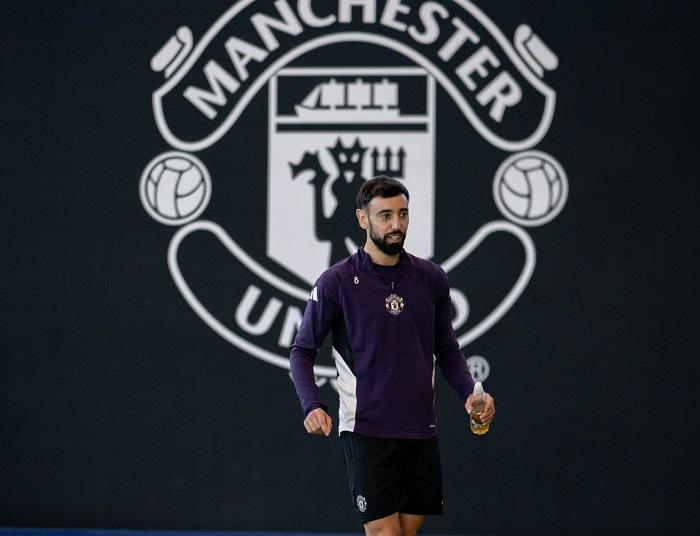 Kapten-Manchester-United-Bruno-Fernandes-foto-31-Oktober-2025.jpg