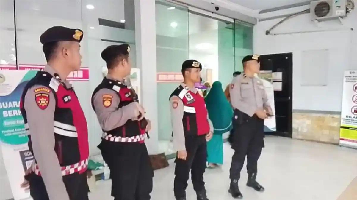 Kedua-pelaku-carok-dirawat-di-RSUD-dr-Haryoto-Lumajang.jpg