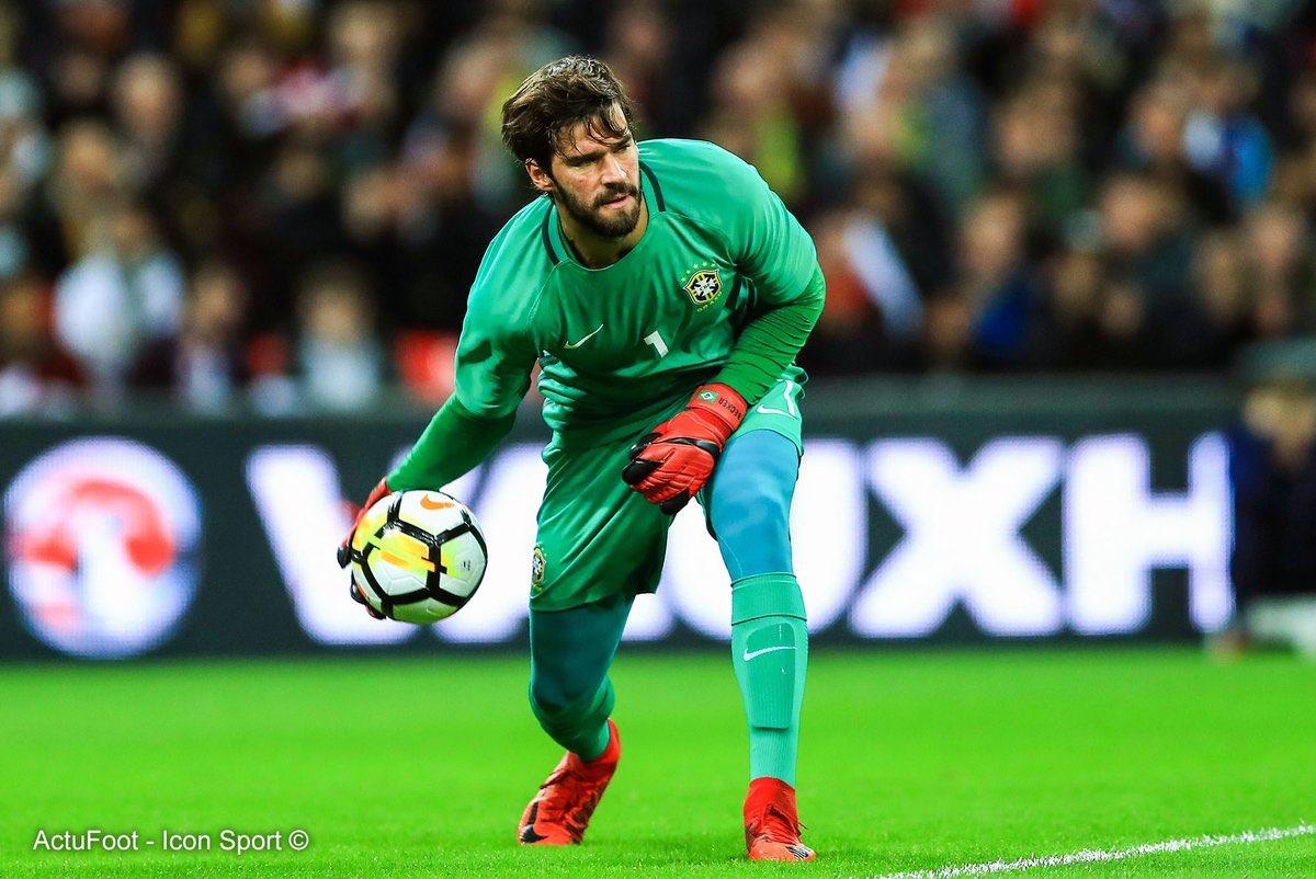 Kiper-LiverpoolAlisson-Becker-2.jpg