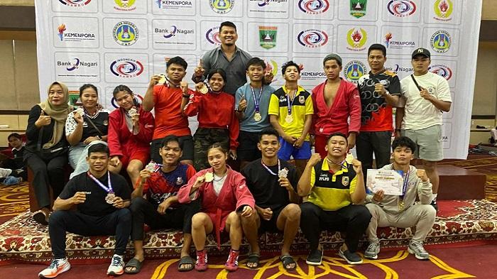 Kontingen-Sambo-Kalsel-usai-berlaga-di-Kejurnas-Sambo-Remaja.jpg