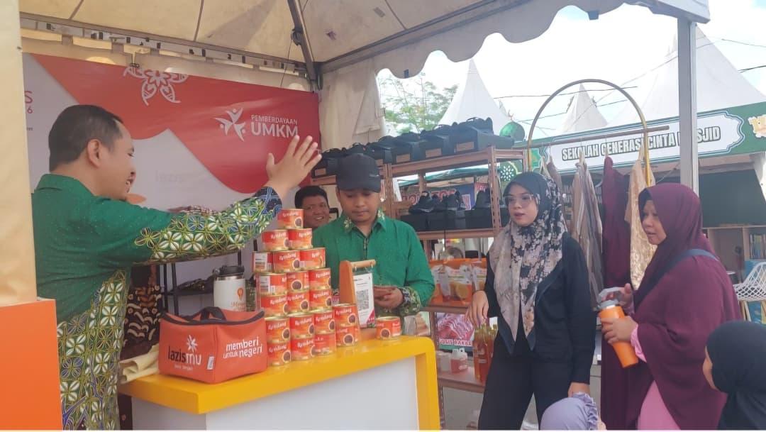 Lazismu-Jawa-Tengah-buka-stan-di-Expo-Rakernas-2025.jpg