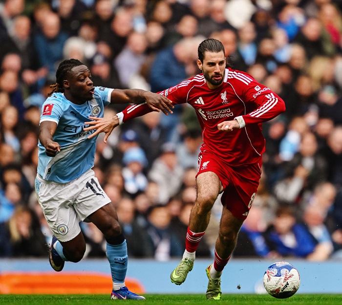 Mantan-gelandang-Liverpool-Steven-Gerrard-melihat-Michael-Olise-pindah-ke-Anfield.jpg