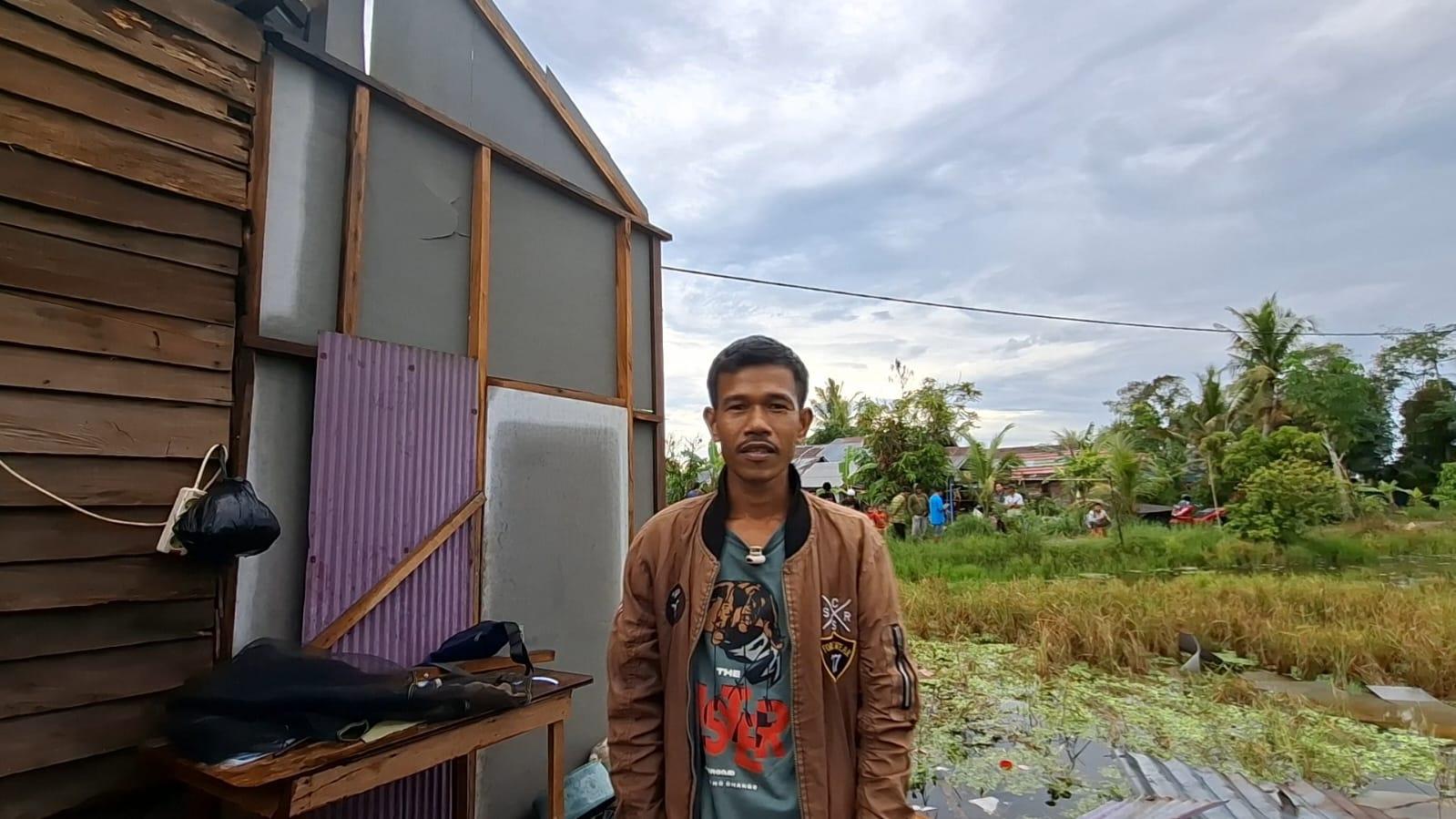 Angin Puting Beliung Terjang Dusun Handil Empat, Banjar, Sejumlah Rumah Rusak