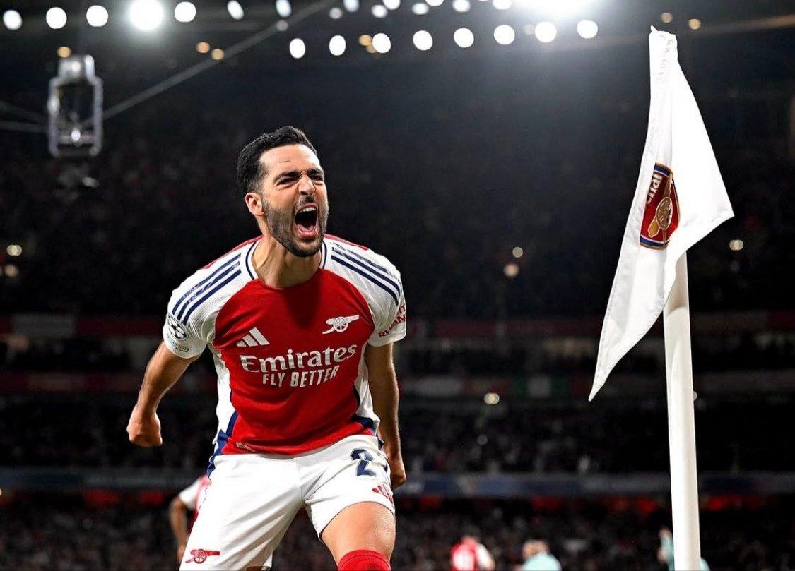banjarmasin/Mikel-Merino-terlihat-begitu-tajam-di-lini-depan-Arsenal-di-Liga-Inggris.jpg