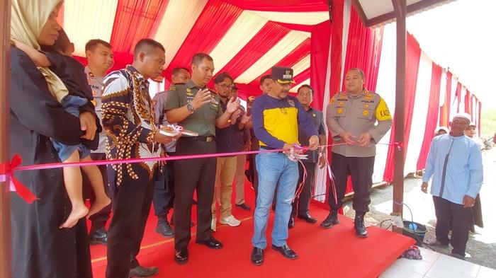 Warga Tak Mampu Desa Nusaindah Tala Ini Terharu Rumahnya Dibedah Polisi, Tak Bocor Lagi Saat Hujan