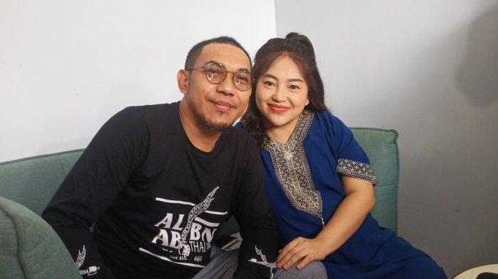 Leon Kennedi va Ada porno Yesenin va Jukovning jinsiy aloqalari