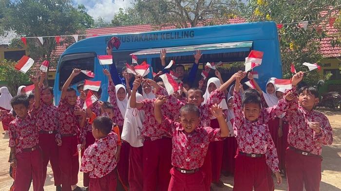 Promosi Literasi ke 8 Sekolah di Kotabaru, Pusling Palnam Sasar 2 Kecamatan