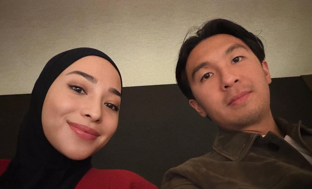 Nikita-Willy-yang-kini-berhijab-berfoto-bersama-suami-Indra-Priawan.jpg