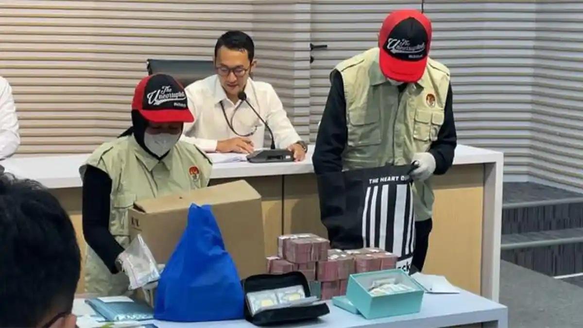 OTT-pegawai-pajak-di-lingkungan-KPP-Madya-Jakarta-Utara-soal-dugaan-suap.jpg