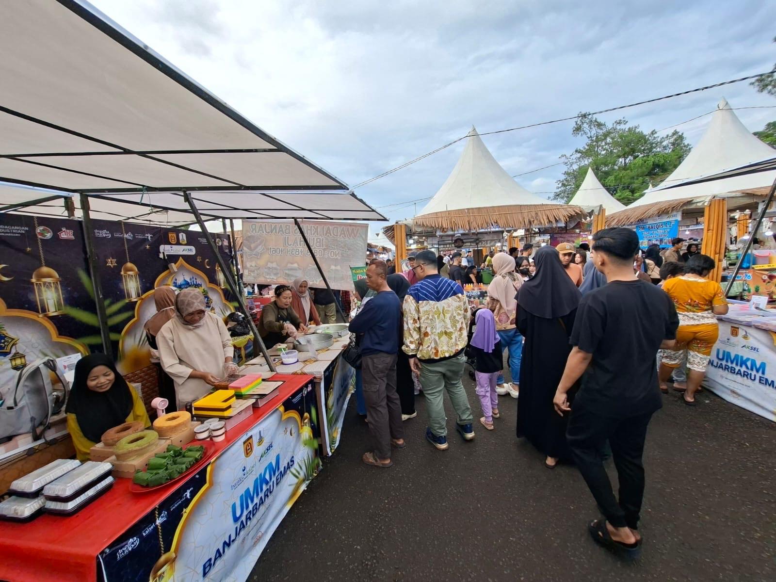 Wisata Kalsel- Pasar Wadai Murdjani Banjarbaru Bisa Jadi Pilihan Ngabuburit Saat Ramadan