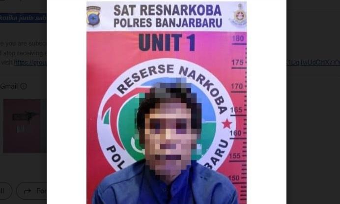 Pelaku-beserta-barang-bukti-narkotika-jenis-sabu-saat-diamankan-personel-Satresnarkoba.jpg