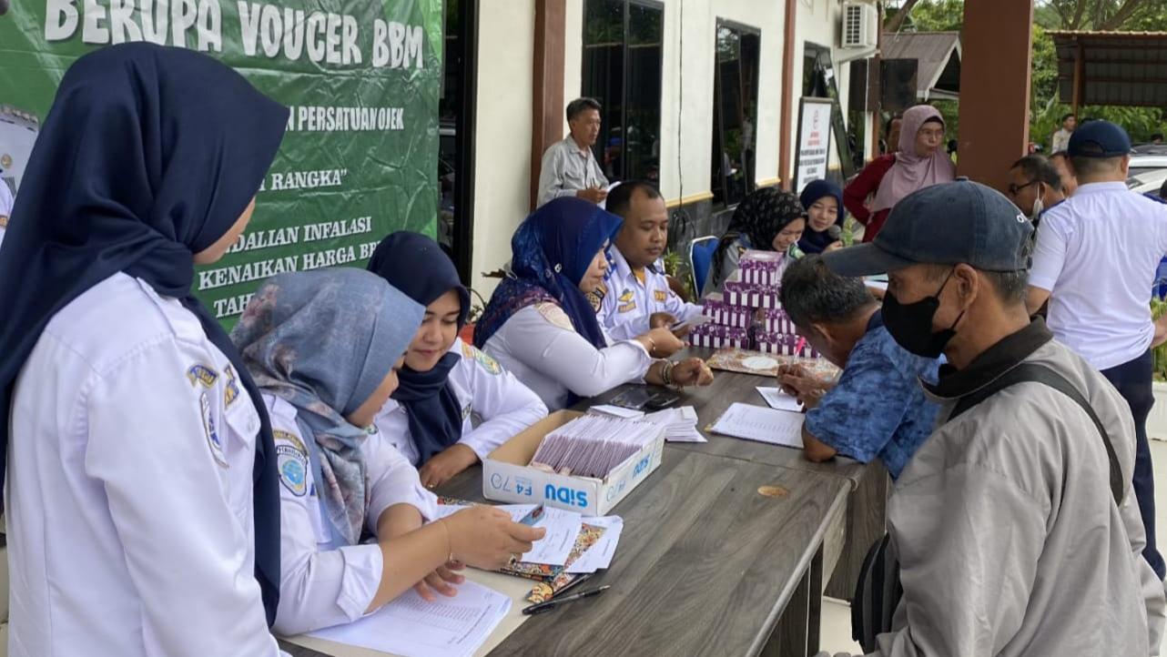 Dapat Voucher BBM Gratis, Sejumlah Sopir dan Tukang Ojek di Balangan Dijatah Rp 500 Ribu Per Orang