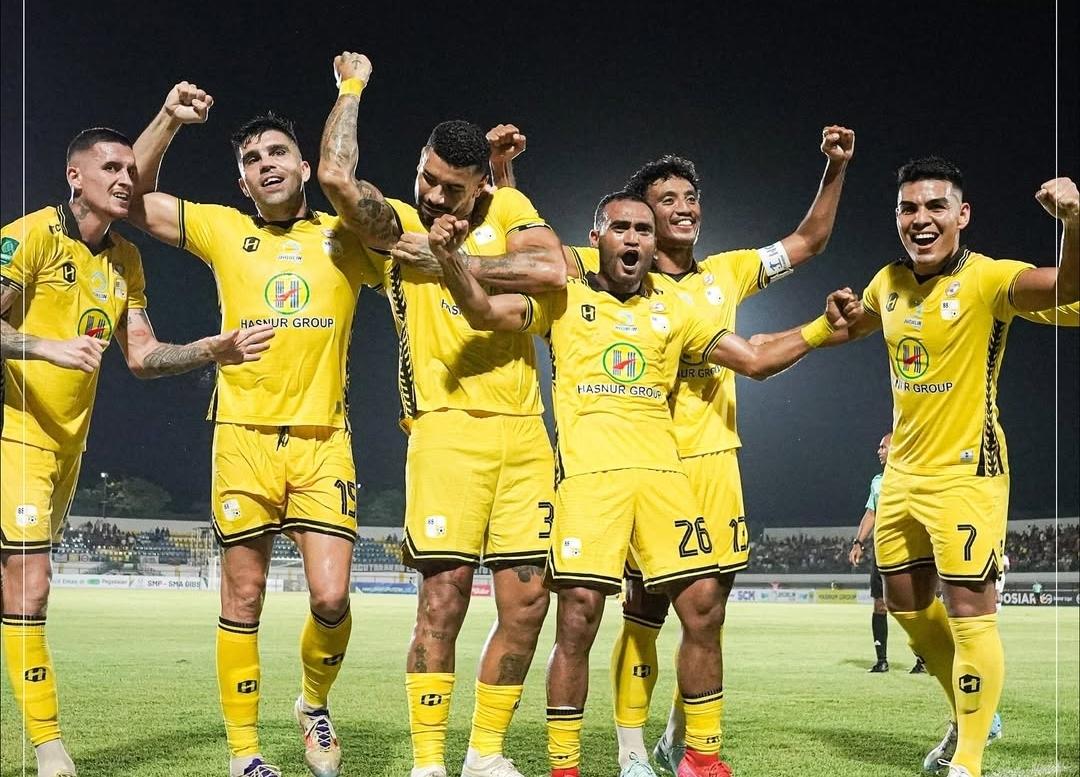 Pemain-Barito-Putera-berselebrasi.jpg