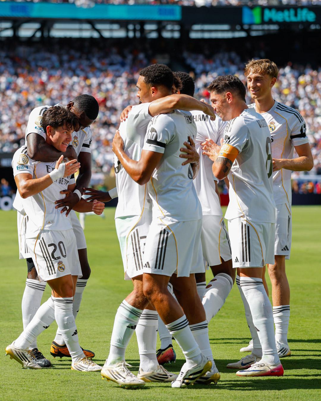 Pemain-Real-madrid-bersorak-gembira-menyambut-gol-di-ajang-Piala-Dunia-Antar-Klub-2025.jpg