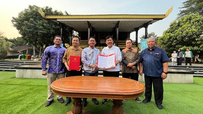 Atasi Masalah Parkir Rumah Kemasan, Pemko Banjarmasin dan Pemkab Kukar Sepakati Pemanfaatan Lahan  
