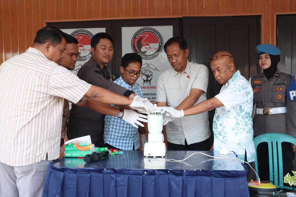 Pemusnahan-barang-bukti-narkotika-dilakukan-Satresnarkoba-Polres-Tabalong.jpg