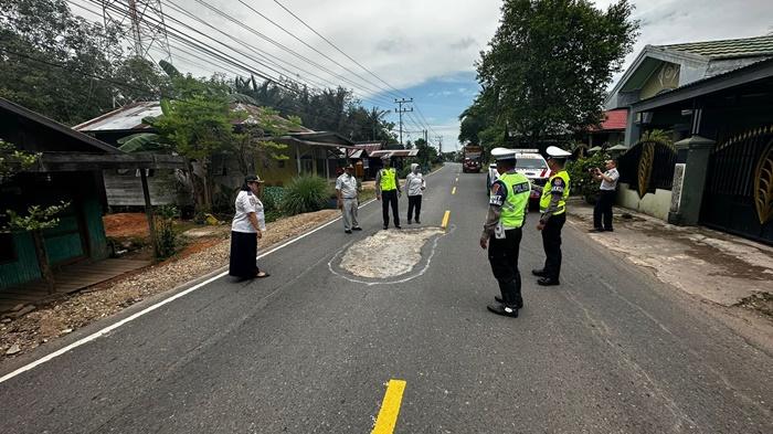 Operasi Keselamatan Intan 2023, Satlantas Polres HSU Lakukan Pengecekan Titik Rawan Kecelakaan