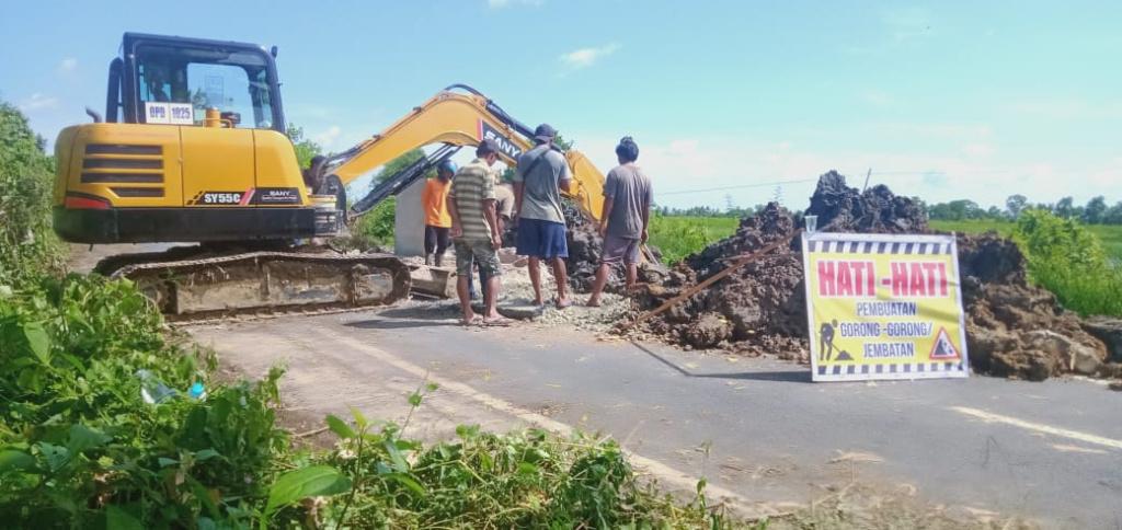 Penyodetan-dilakukan-di-jalan-Kurau-Utata-arah-Handilmaluka.jpg