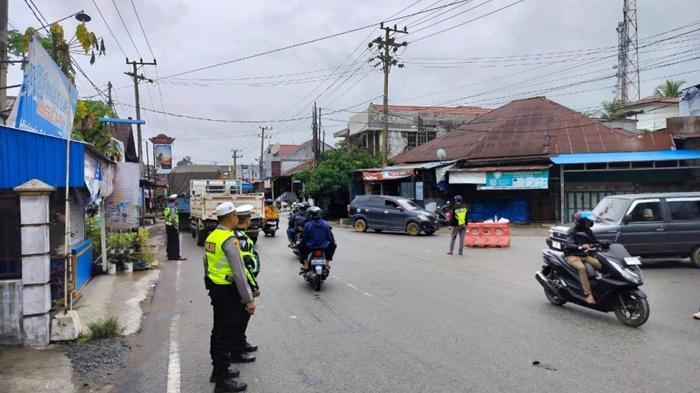 Sambut Jemaah Haul, Polres HST Amankan Arus Lalu Lintas Titik Rawan Kecelakaan