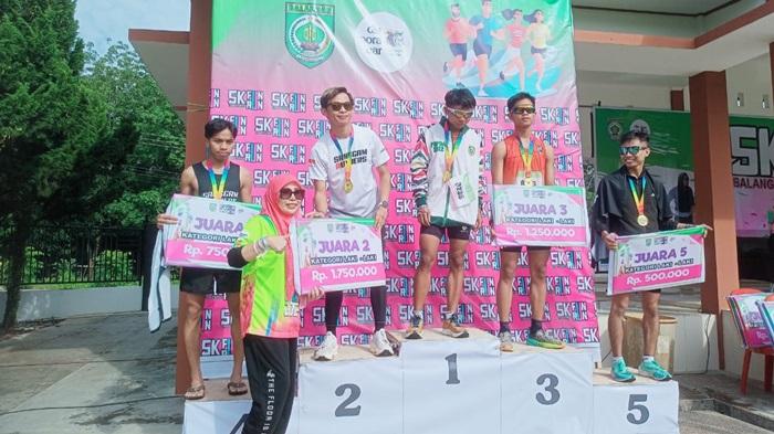 Fun Run 5K di Balangan, Anggota Sanggam Runers Bawa Pulang Hadiah Juara