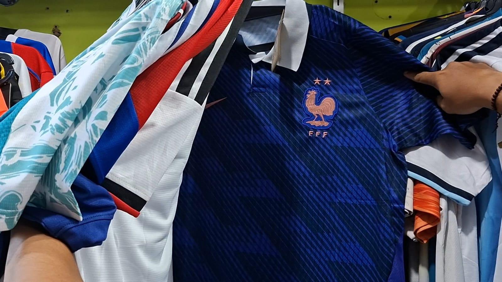Piala-Dunia-2026-tak-hanya-membawa-euforia-bagi-pecinta-sepak-bola.jpg