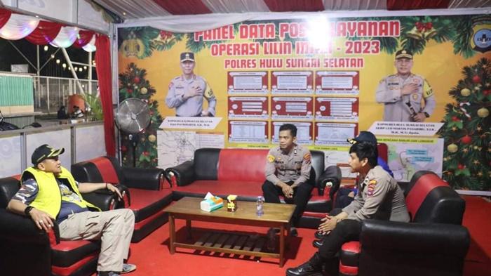 Pj-Bupati-ke-Posko-Pengamanan-Natal-dan-Tahun-Baru.jpg