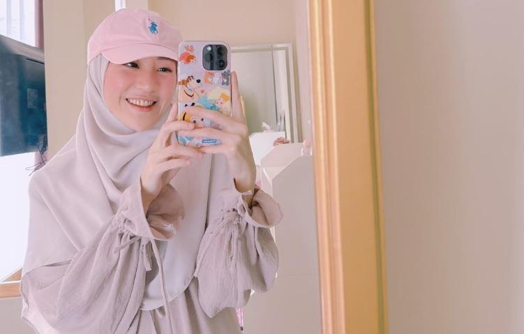Terjawab Isu Larissa Chou Balik ke Keyakinan Lama Usai Cerai dari Ikram Rosadi, Sahabat: Qadarullah - Banjarmasinpost.co.id