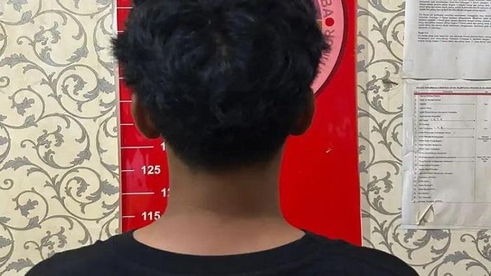 Pria-berinisial-DAN-itu-terbukti-bawa-sabu.jpg